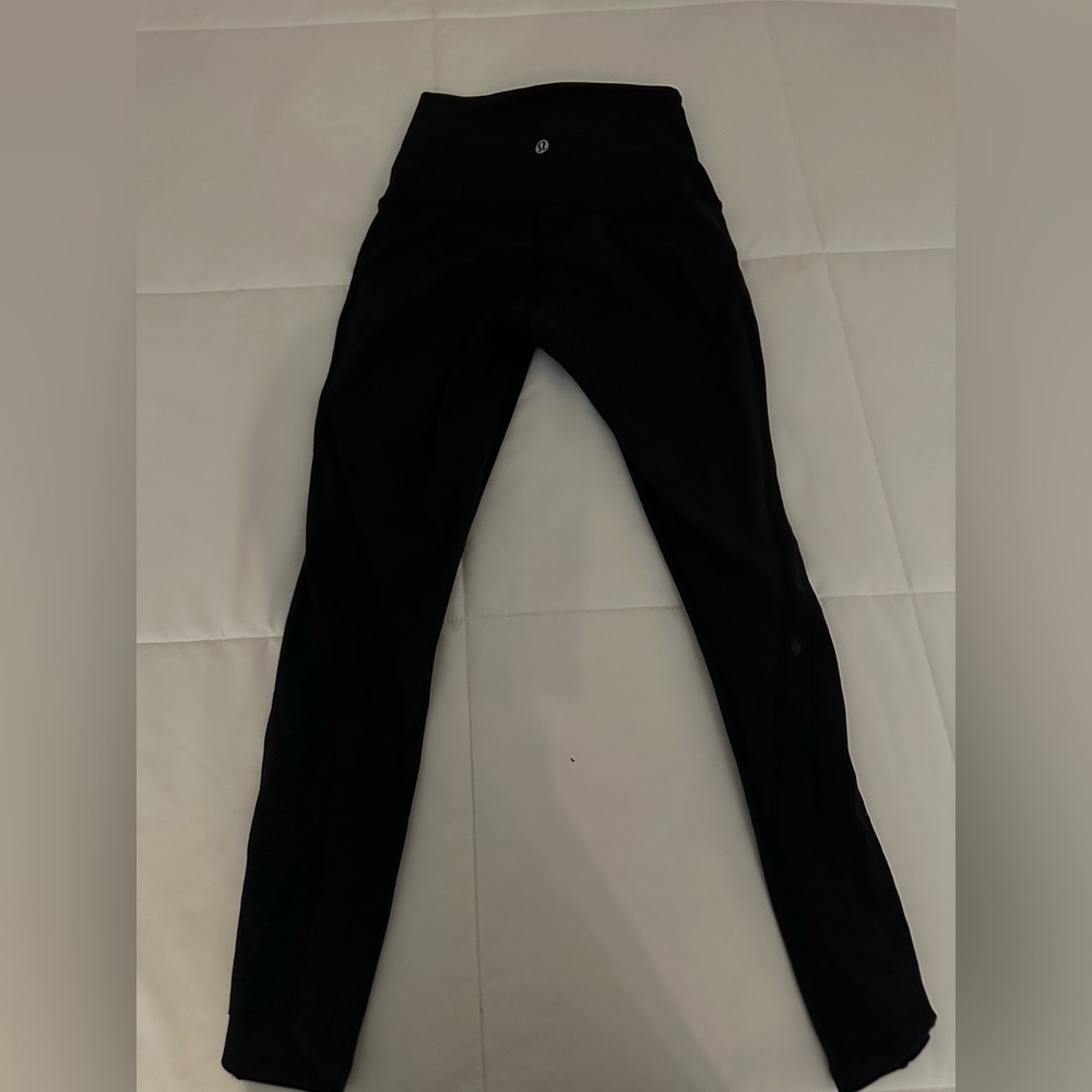 LULULEMON black align leggings size 2 no flaws has mesh design on leg